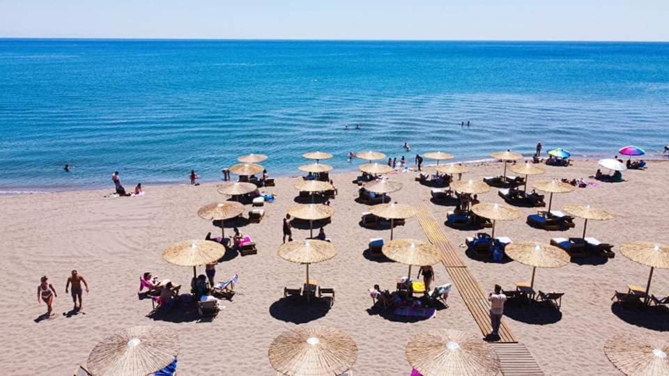 פליראקי Galazio Beach מראה חיצוני תמונה