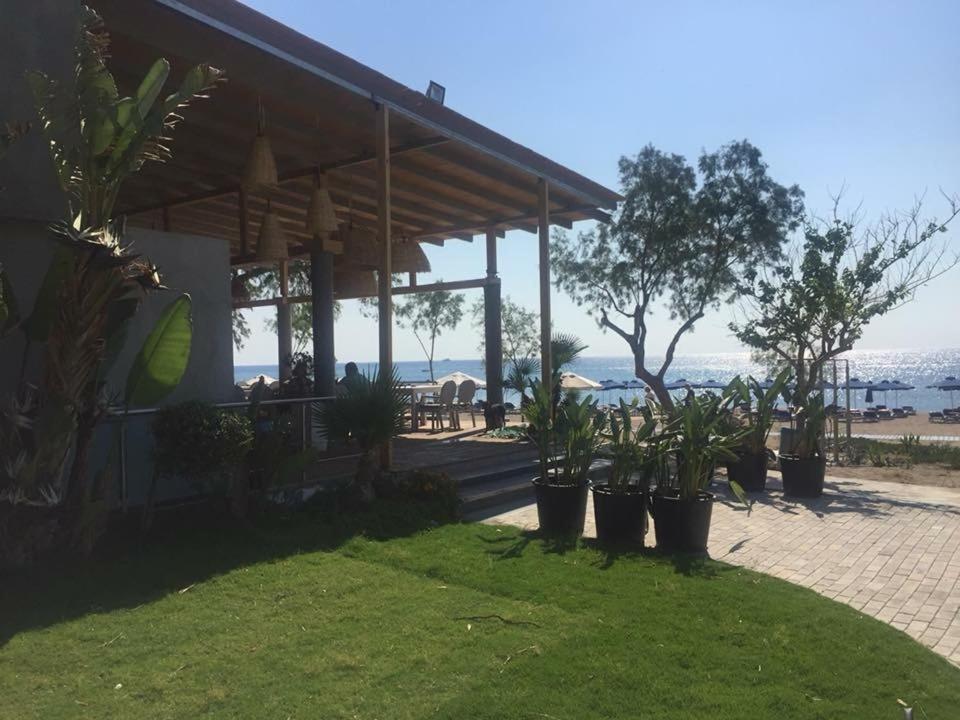 פליראקי Galazio Beach מראה חיצוני תמונה